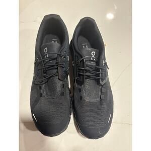 BLACK ON CLOUD SNEAKERS, RUNNING SHOE, MENS SIZE 7.5, WOMENS 6.5, EUC